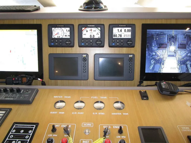 Slide: The Image of Lower Helm Detail Center - 5861721