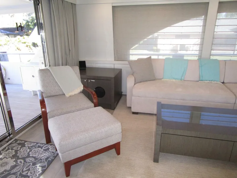 Slide: The Image of Salon Aft To Port - 5861705