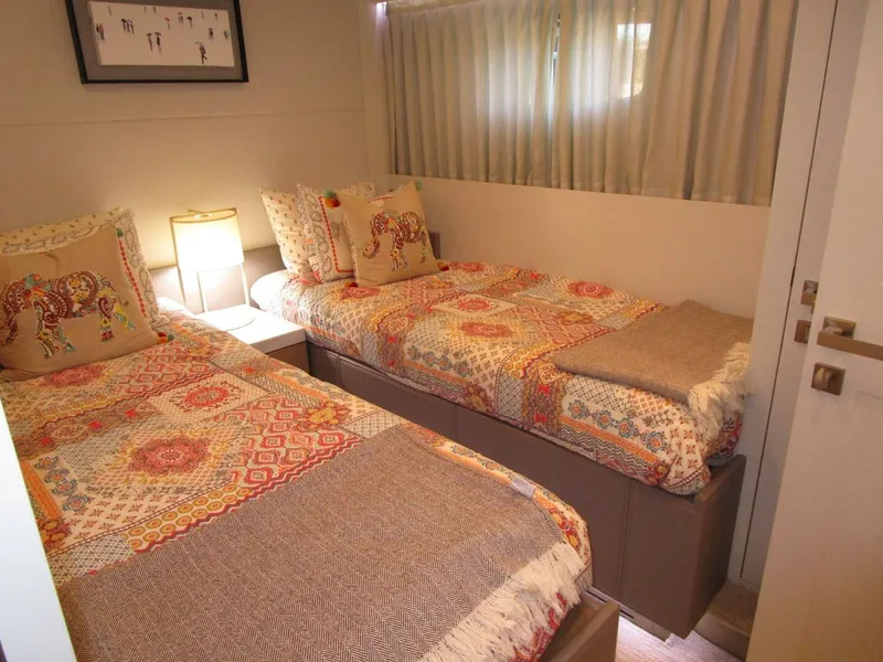 Slide: The Image of Portside Cabin - 5861734