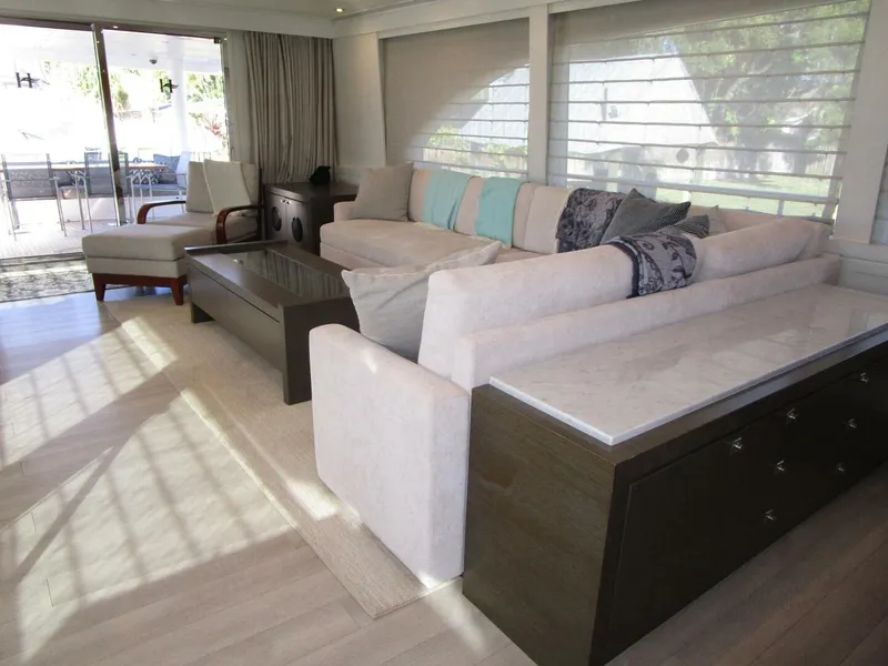 Slide: The Image of Salon Looking Aft To Port - 5861708