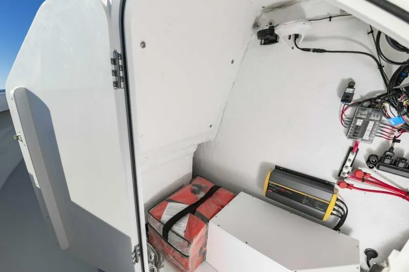 Slide: The Image of 68673bbb 431c 4818 Ad71 621215e10367 - 5889842