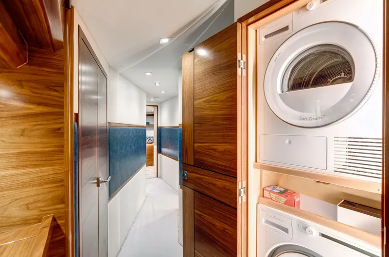 Slide: The Image of Viking 68 Convertible 2024 - 5855940