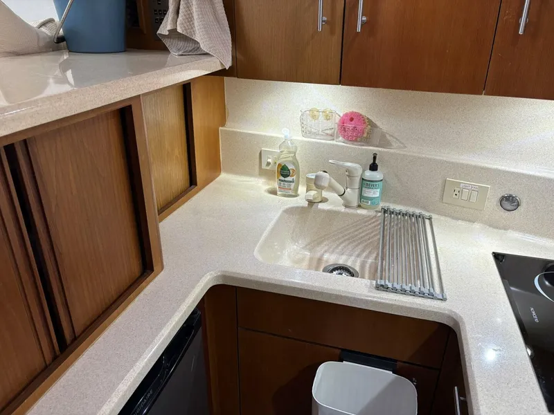 Slide: The Image of Ocean Yachts 40 Express Bridge 2001 - 5878192