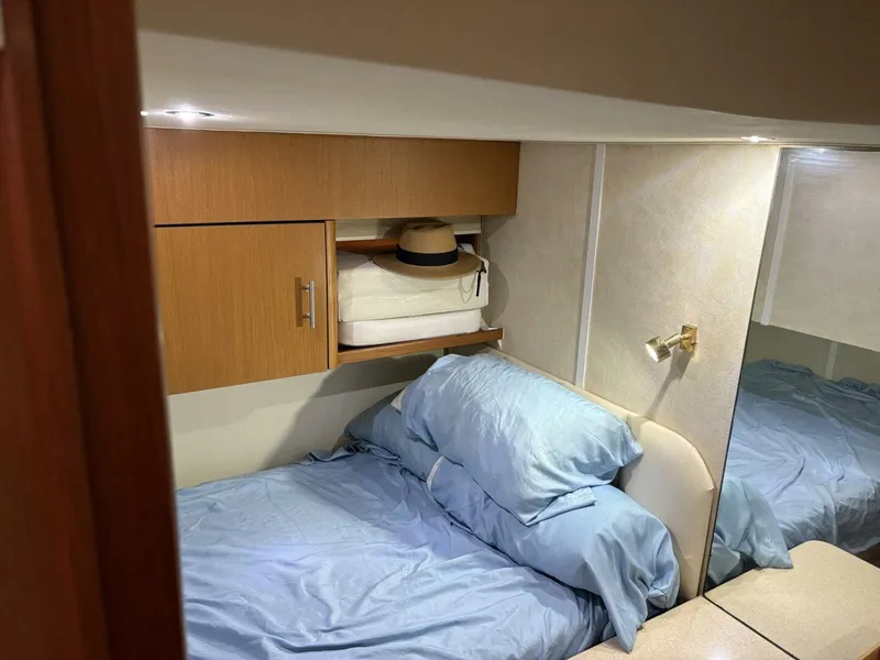 Slide: The Image of Ocean Yachts 40 Express Bridge 2001 - 5878196