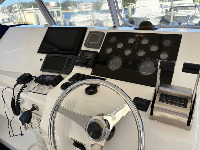 Slide: The Image of Ocean Yachts 40 Express Bridge 2001 - 5878180