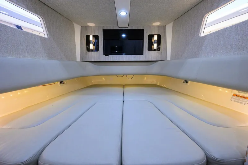 Slide: The Image of Berth - 5856172