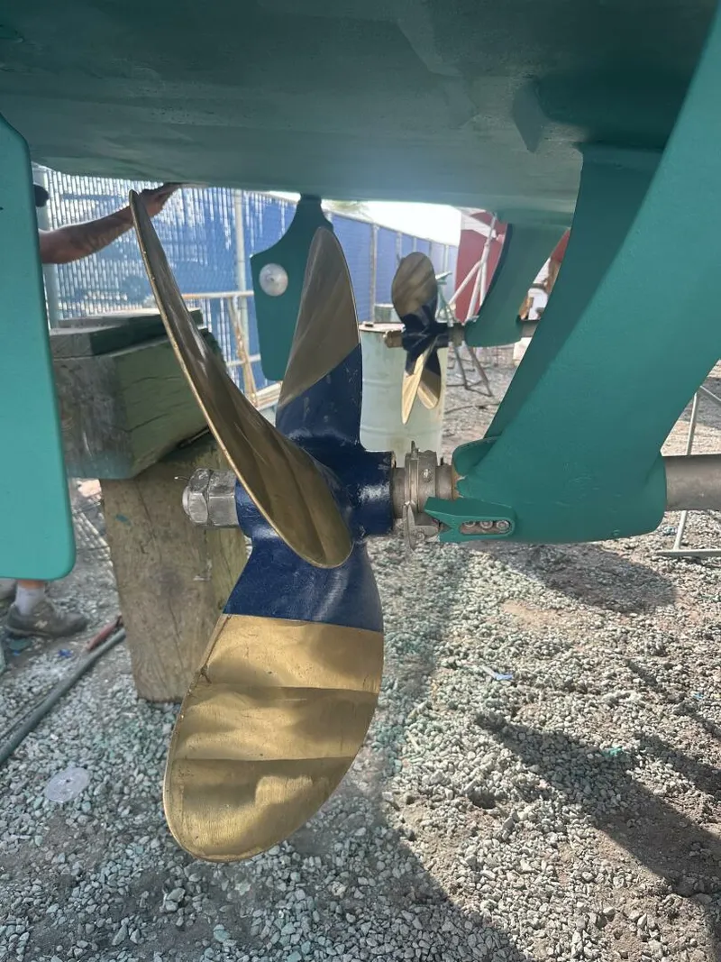 Slide: The Image of 60' Jefferson running gear2 - 5856702