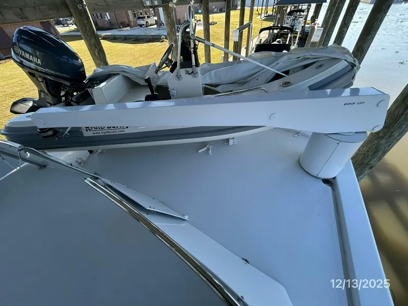 Slide: The Image of 60' Jefferson tender davit - 5856709