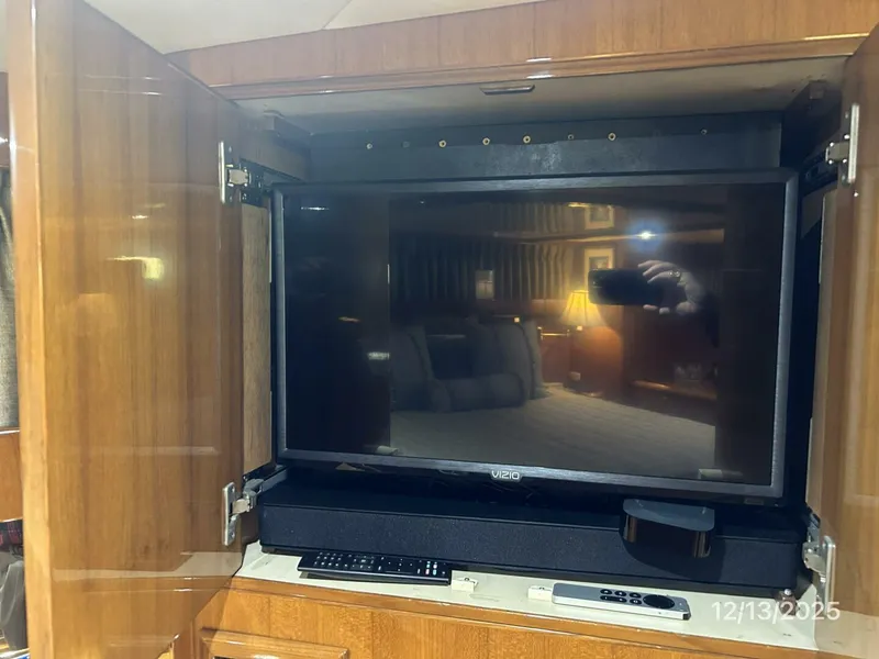 Slide: The Image of 60' Jefferson master stateroom TV - 5856648