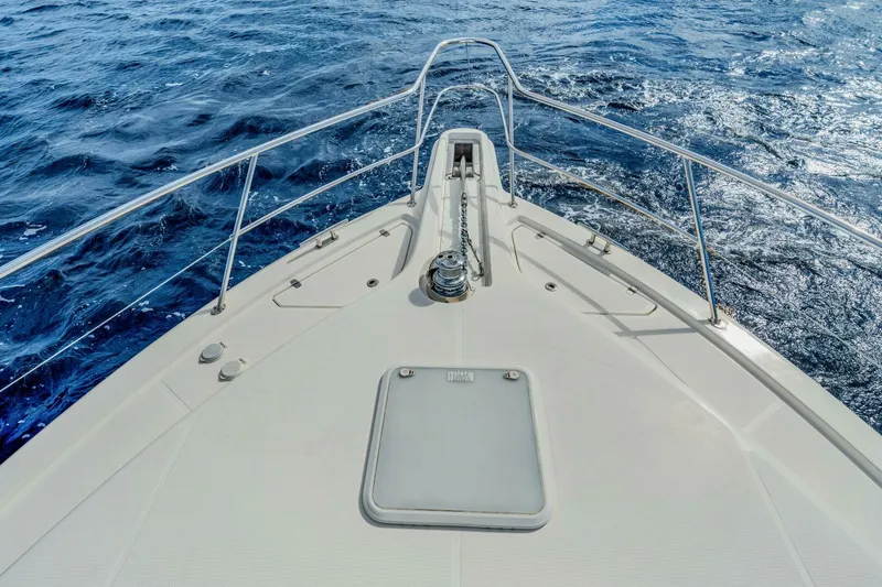 Slide: The Image of Riviera 565 SUV 2015 - 5856850