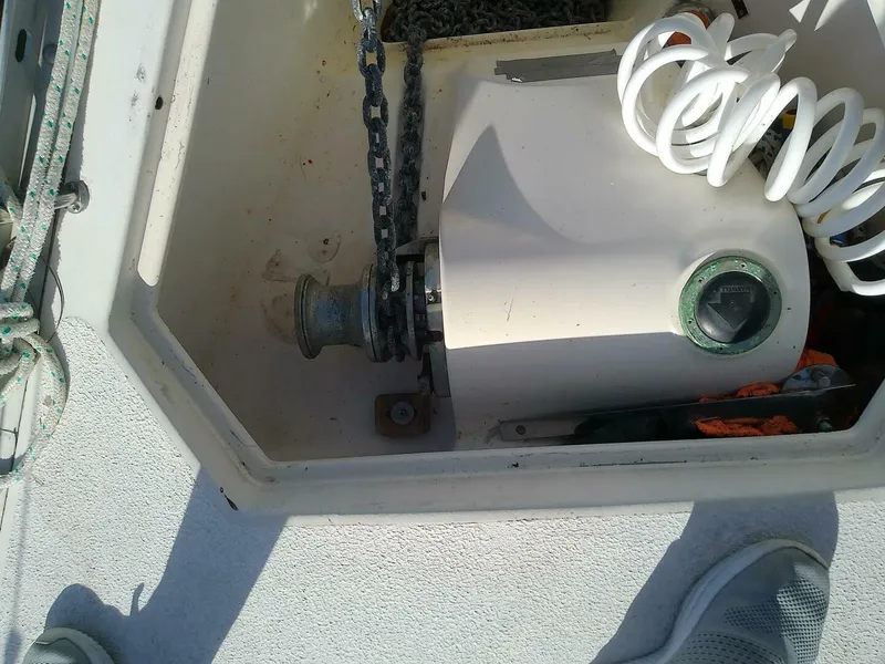 Slide: The Image of Hunter Passage 42 1992 - 5857125