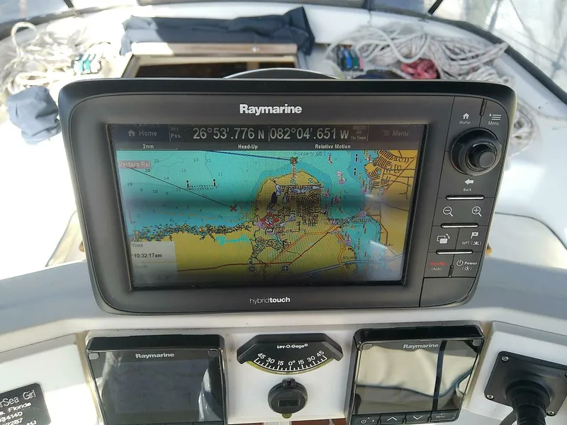 Slide: The Image of Hunter Passage 42 1992 - 5857130