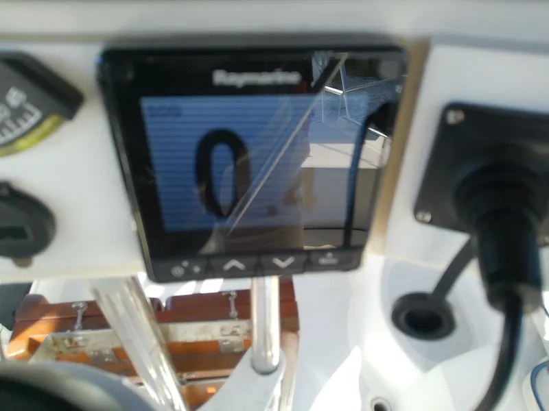 Slide: The Image of Hunter Passage 42 1992 - 5857132