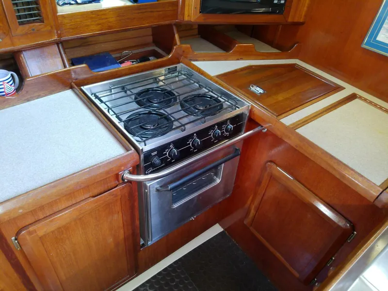 Slide: The Image of Hunter Passage 42 1992 - 5857151