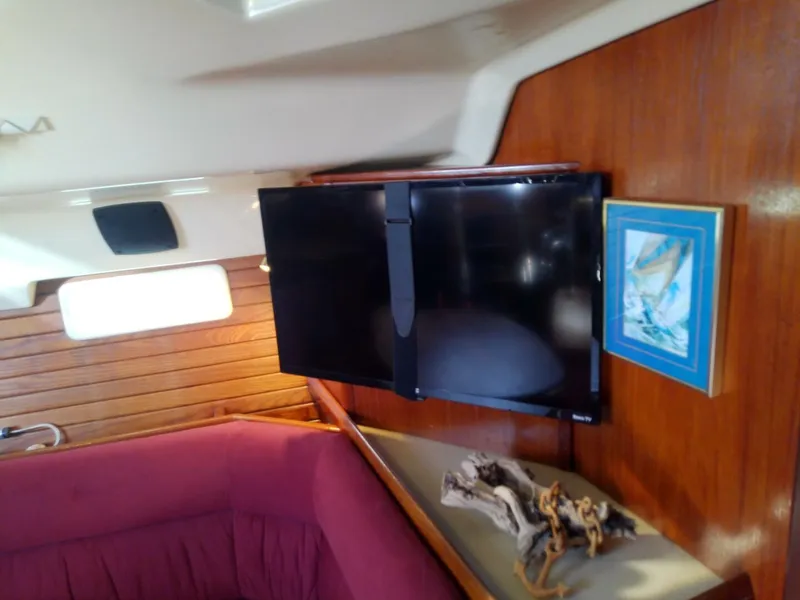 Slide: The Image of Hunter Passage 42 1992 - 5857157