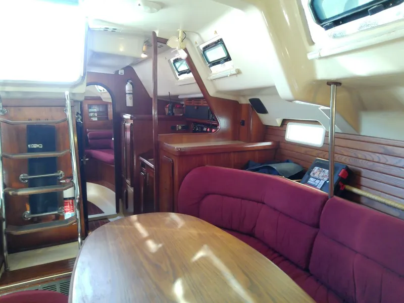 Slide: The Image of Hunter Passage 42 1992 - 5857172