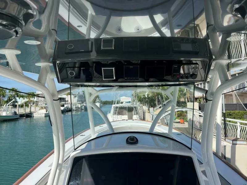 Slide: The Image of Valhalla 33 JUST ONE MORE - Exterior Helm 2023 Valhalla 33 JUST ONE MORE - 5857609