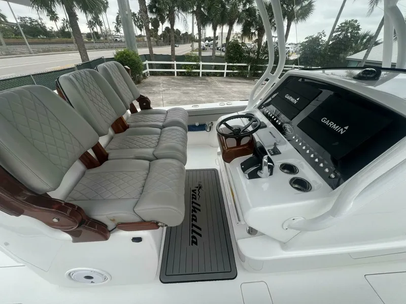 Slide: The Image of Valhalla 33 JUST ONE MORE - Helm 2023 Valhalla 33 JUST ONE MORE - 7654491