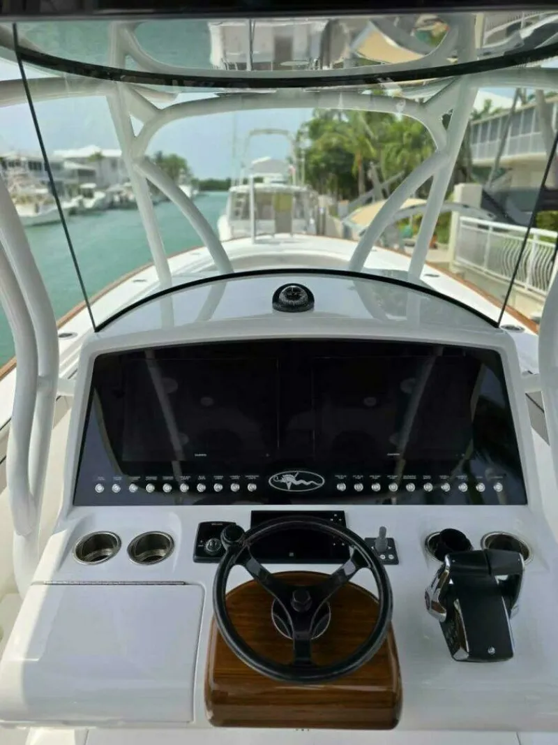 Slide: The Image of Valhalla 33 JUST ONE MORE - Exterior Helm 2023 Valhalla 33 JUST ONE MORE - 7654493