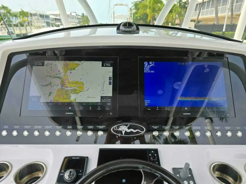 Slide: The Image of Valhalla 33 JUST ONE MORE - Exterior Helm 2023 Valhalla 33 JUST ONE MORE - 7654495
