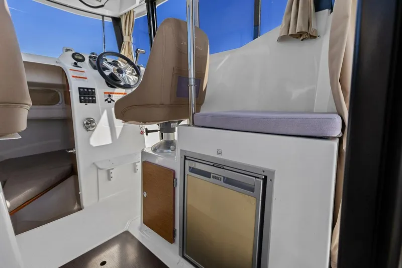 Slide: The Image of Jeanneau Merry Fisher 695 Marlin 2017 - 5857495