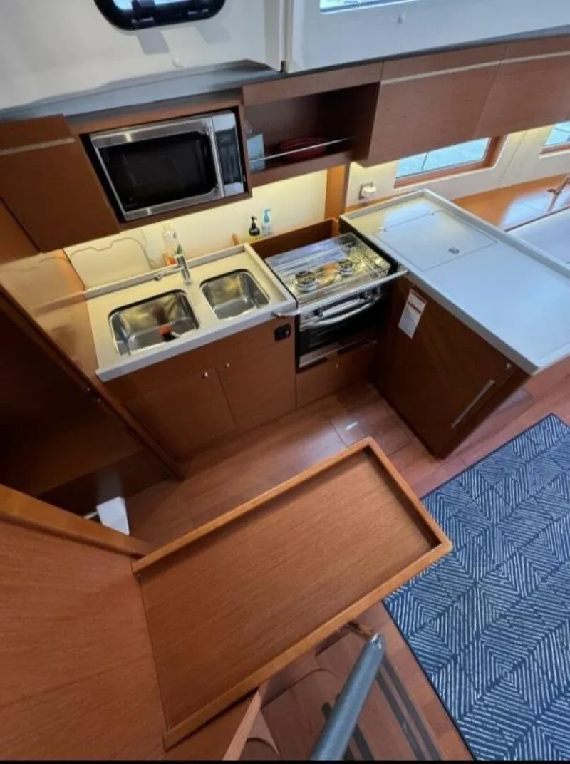 Slide: The Image of Beneteau Oceanis 46.1 2019 - 5899214