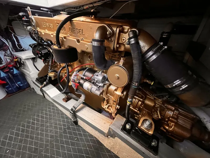 Slide: The Image of Grand Banks 36 1979 - 5917395