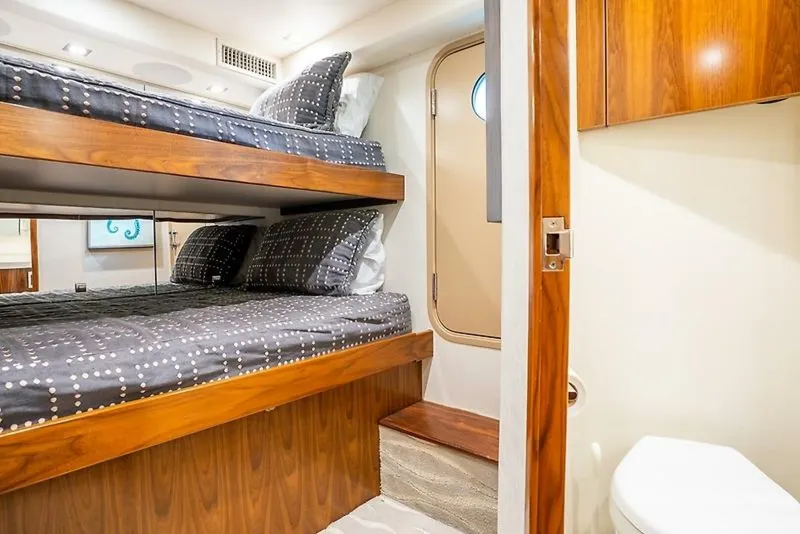 Slide: The Image of 0005502047 - 5859126