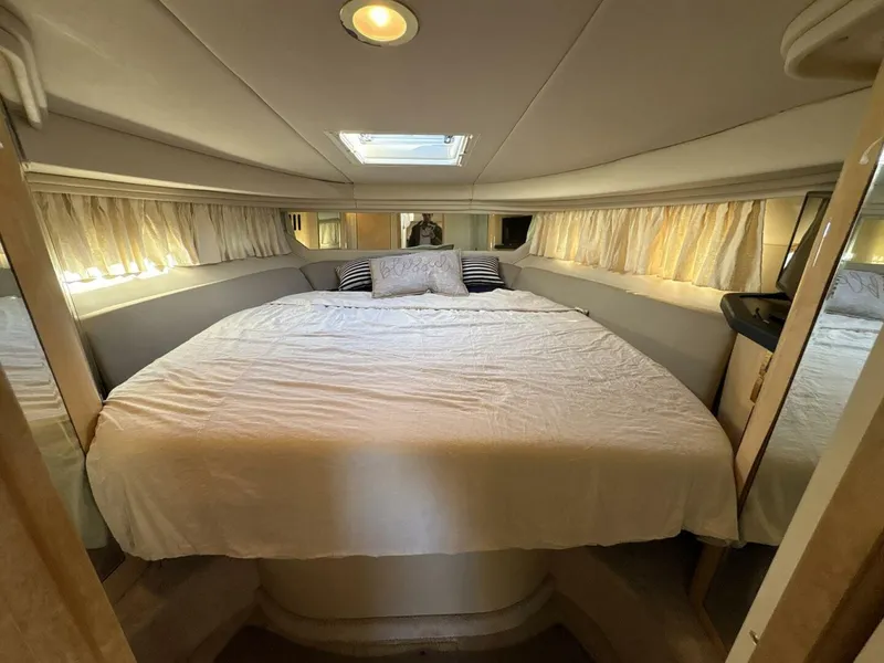 Slide: The Image of Sea Ray 380 Sundancer 1999 - 5859062