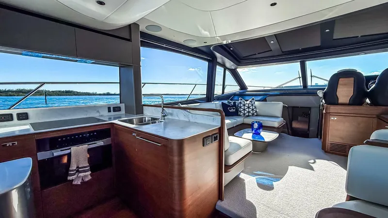 Slide: The Image of Princess S65 Sportbridge 2026 - 5928439