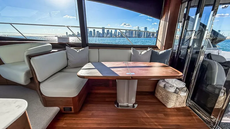 Slide: The Image of Princess S65 Sportbridge 2026 - 5928460