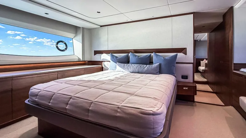 Slide: The Image of Princess S65 Sportbridge 2026 - 5928427