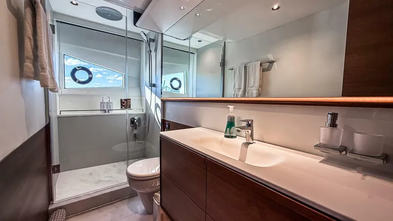 Slide: The Image of Princess S65 Sportbridge 2026 - 5928431