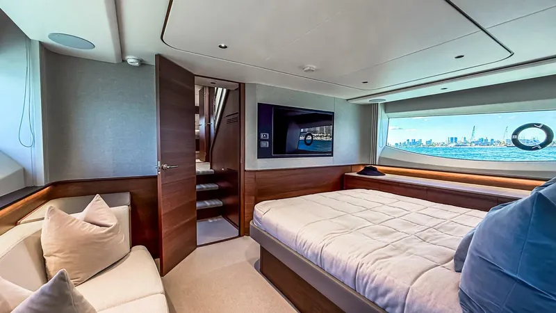 Slide: The Image of Princess S65 Sportbridge 2026 - 5928435