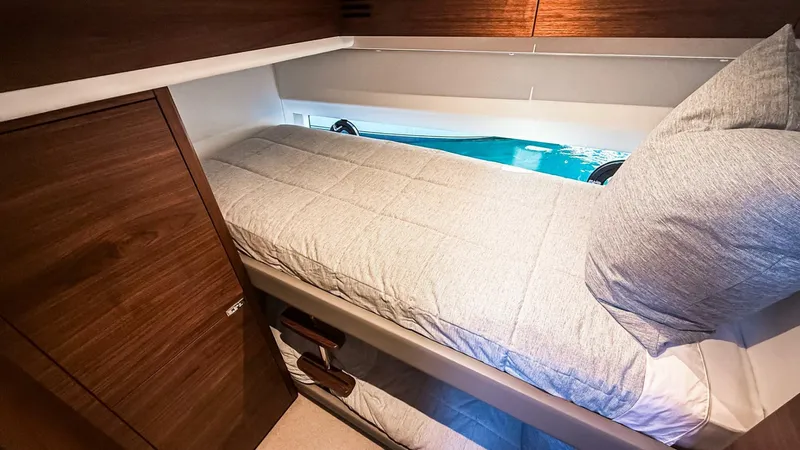 Slide: The Image of Princess S65 Sportbridge 2026 - 5928411