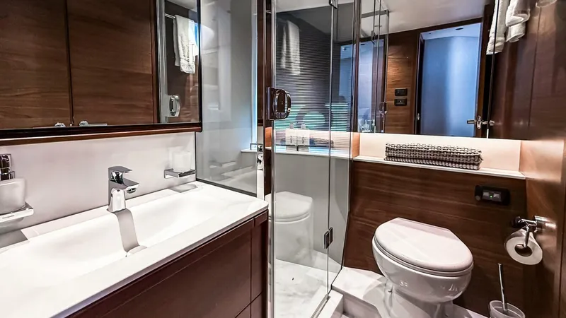 Slide: The Image of Princess S65 Sportbridge 2026 - 5928416