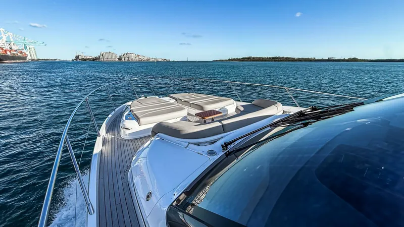 Slide: The Image of Princess S65 Sportbridge 2026 - 5928491