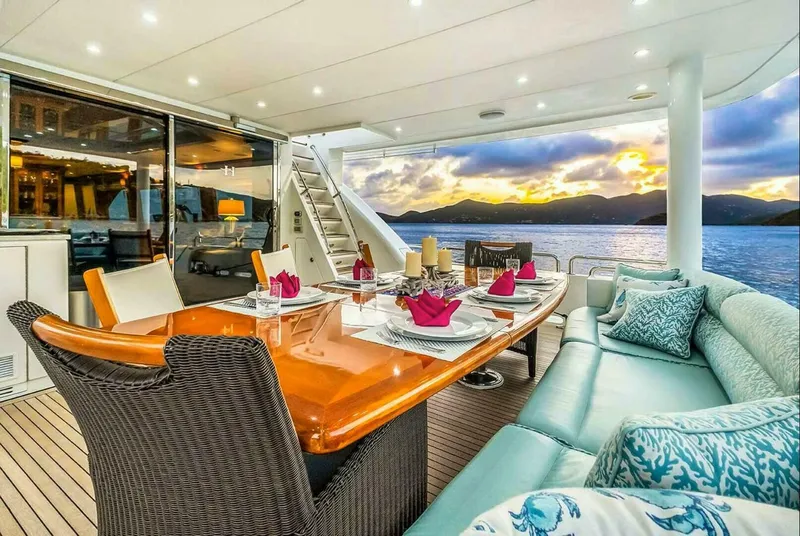 Slide: The Image of Hargrave Custom Raised Pilothouse 2010 - 5859408