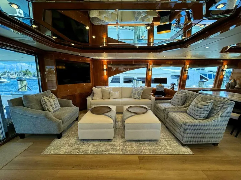 Slide: The Image of Hargrave Custom Raised Pilothouse 2010 - 5859386