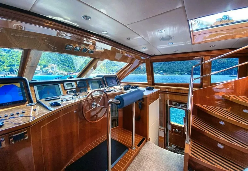 Slide: The Image of Hargrave Custom Raised Pilothouse 2010 - 5859389