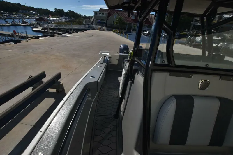 Slide: The Image of Cape Horn 275 XS 2016 - 5859373