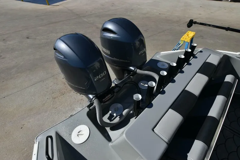 Slide: The Image of Cape Horn 275 XS 2016 - 5859378