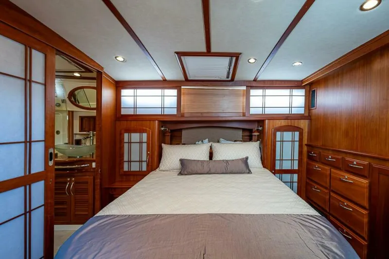 Slide: The Image of Sabre 48 Salon Express 2012 - 5859488