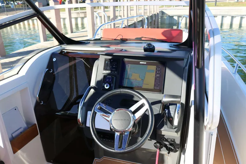 Slide: The Image of Nimbus T8 - Helm Station 2022 26' Nimbus T8 - 5900196