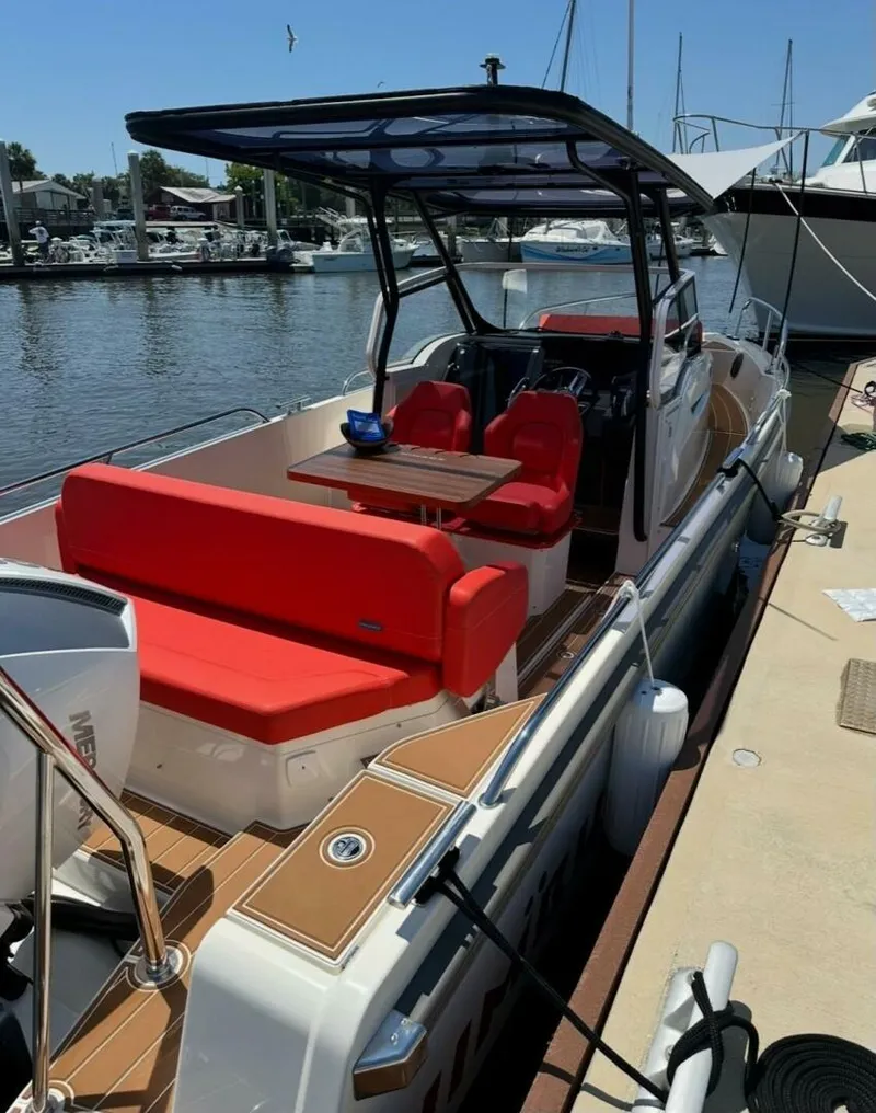 Slide: The Image of Nimbus T8 - Cockpit 2022 26' Nimbus T8 - 5859801