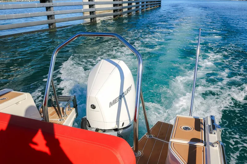 Slide: The Image of Nimbus T8 - Engine  2022 26' Nimbus T8 - 5900228