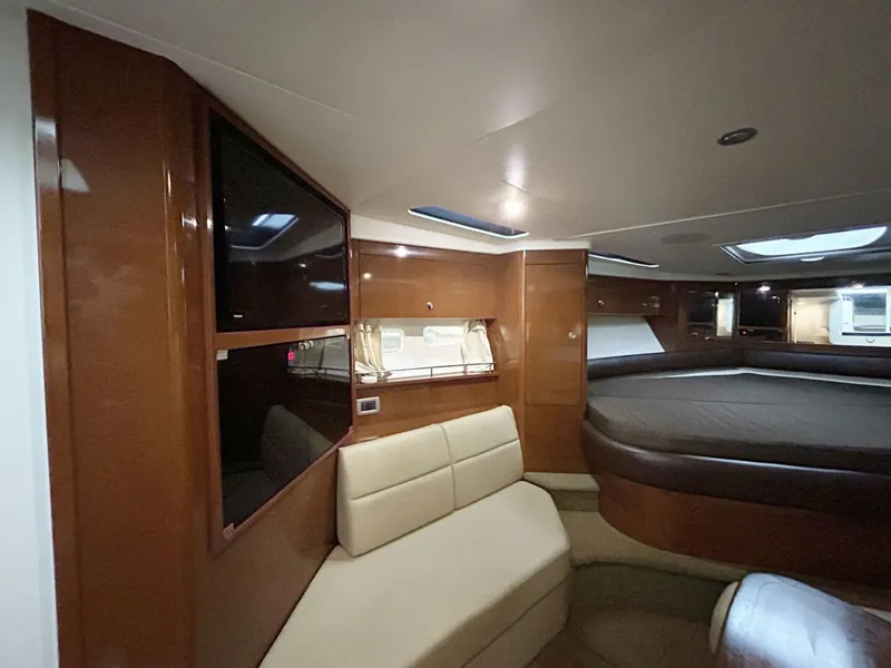 Slide: The Image of Sea Ray 350 Sundancer 2014 - 5860029