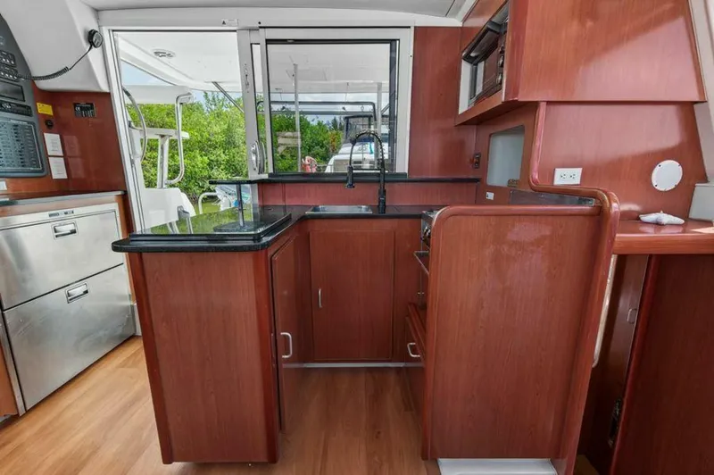 Slide: The Image of Leopard 38 2011 - 5860058