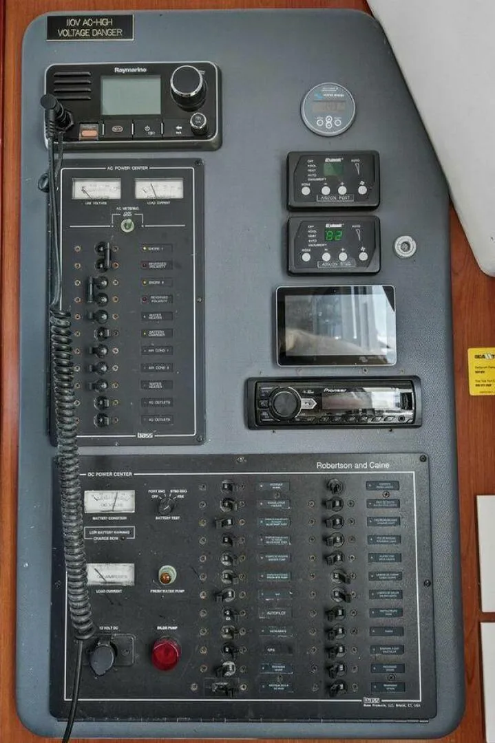 Slide: The Image of Leopard 38 2011 - 5860062