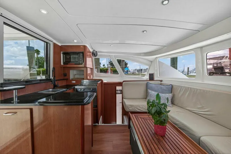 Slide: The Image of Leopard 38 2011 - 5860063